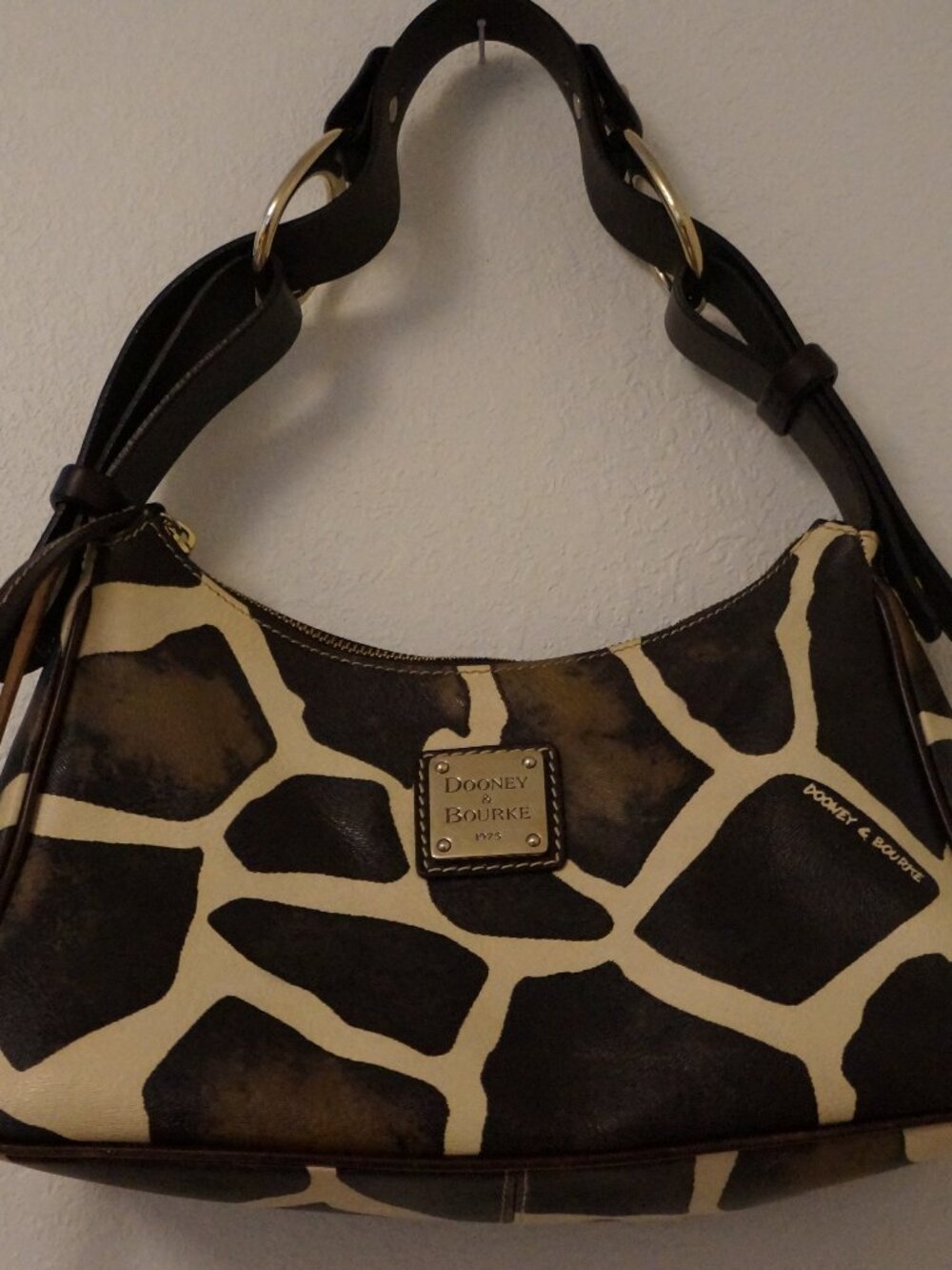 Dooney And Bourke Giraffe Print Hobo Leather Shoulder Bag #065
